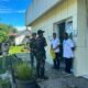 Bakti Sosial Satgas Pamtas RI-PNG Yonif 646/Gardatama Yudha di Pos Muara Nawa Pererat Kebersamaan Warga