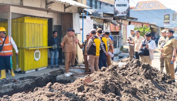 Bupati Subandi Kebut Penanganan Jalan Bluru Kidul, Banjir Ditarget Tuntas dan Akses MPP Lancar