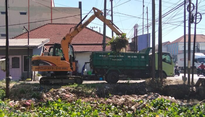 Pemkab Sidoarjo Antisipasi Banjir, Genjot Normalisasi Sungai dan Pembersihan Afvoer