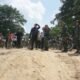 Dandim 1206 Putussibau dan Bupati Kapuas Hulu Basahi Keringat Demi Buka Jalan Harapan di Perbatasan