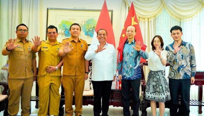 Bupati Karo Jajaki Kerja Sama Teknologi Pertanian Dengan Wakil Konjen Tiongkok