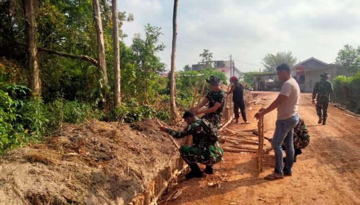 Cegah Banjir dan Dukung Perekonomian Warga, Satgas TMMD ke 129 Buat Gorong-Gorong dan Buka Jalan Sepanjang 750 M