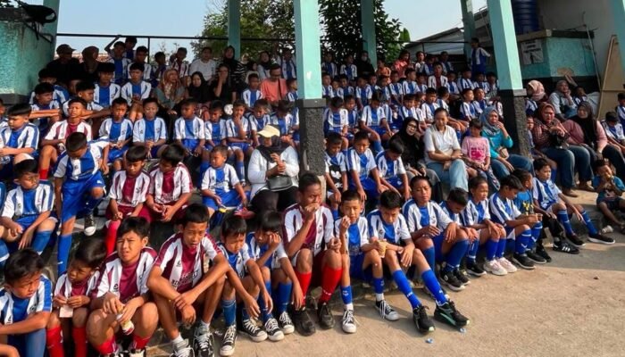 Kabar Gembira! F21 Binangkit Football Academy Resmi Mengorbit di Purwakarta