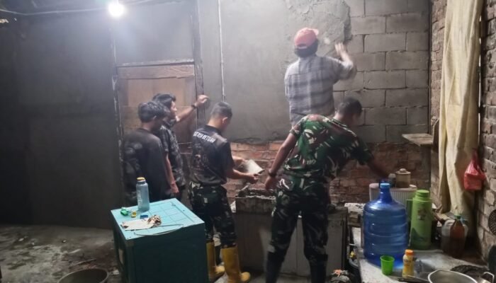 Hari Ketujuh, Satgas TMMD ke 129 Kodim 0418/Palembang Lanjutkan Pekerjaan RTLH Milik Sumilah