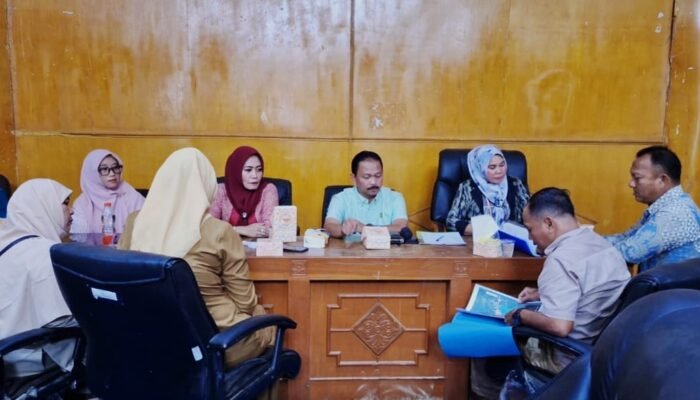 Dirut PT Seumadam Mangkir di RDP Dewan, Ketua Komisi I Kecewa dan Bubarkan Rapat