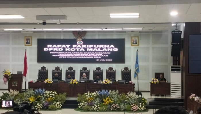 Banggar DPRD Kota Malang Berikan Rekomendasi Ranperda Pertanggungjawaban APBD 2025
