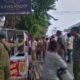 Satpol PP Palembang Sikat PKL Bandel di Pasar Multi Wahana, Lapak di Trotoar dan Badan Jalan Dibongkar