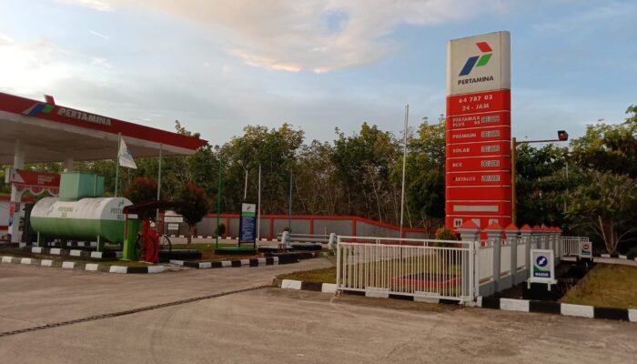 Faktor Cuaca Pasokan BBM Subsidi Terkendala Distribusi, SPBU 64.787.03 Tekudak Siapkan Produk Nonsubsidi sebagai Alternatif