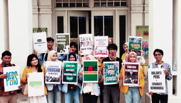 Mahasiswa Kawal Sidang Gugatan terhadap 25 Media di PN Palembang, Tegaskan Dukungan untuk Kebebasan Pers
