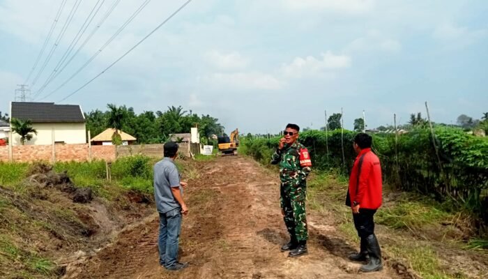 Tunjang Perekonomian, Program TMMD ke 129 Buka Akses Jalan Untuk Warga Talang Jambe