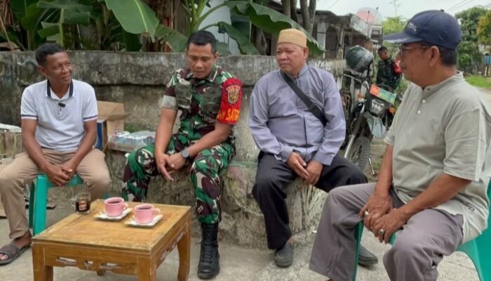 Ini Bincang Serius Dansatgas TMMD ke 129 Bersama Masyarakat Talang Jambe
