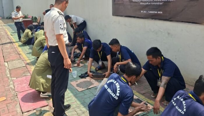 Lapas Sidoarjo Bekali Warga Binaan Keterampilan Membuat Paving Blok dan Manajemen Usaha