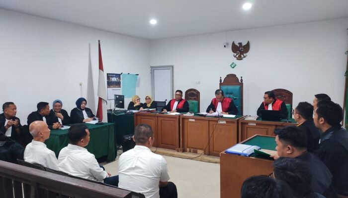 3 Terdakwa Korupsi Distribusi Semen Baturaja Didakwa Rugikan Negara Rp74,3 Miliar