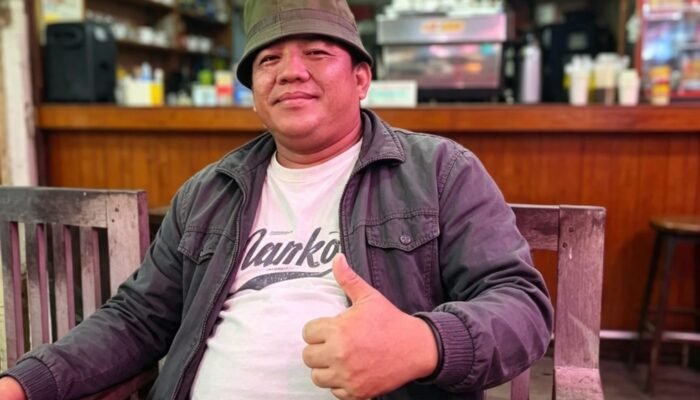 Disaat Langka dituduh Mafia, Saat Banjir Dipuja Pengantri BBM, Mereka Jasa bukan Kambing Hitam