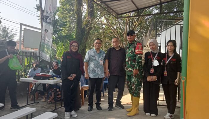 Mahasiswa FK Universitas Unsri Kunjungi Poskotis TMMD Ke-129 Kodim 0418/Palembang