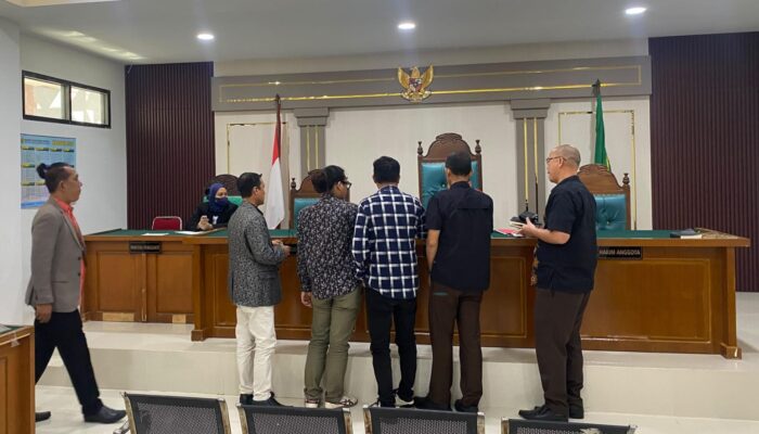Sidang Perdana Gugatan Praperadilan Wabup PALI Iwan Tuaji Digelar, PH Soroti Penyebutan OTT