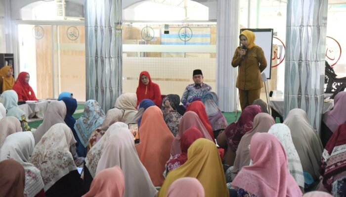 Pengajian Qurrota A’yun Jadi Momentum Wabup Mimik Ajak Jamaah Doakan Sidoarjo 