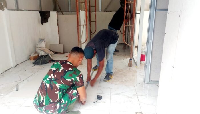 Satgas TMMD Ke-129 Kodim 0418/Palembang Kebut Rehab RTLH Milik Sriyanti