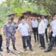 Dengar Kelurahan Warga, Bupati dan Wabup Fakfak Turun Langsung Cek Air Besar dan Kali Mati