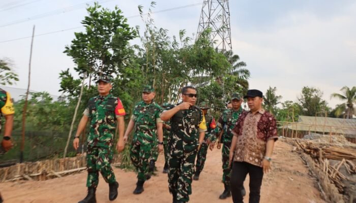 Katim Wasev TMMD Ke-129 Tinjau Pembangunan Jalan 750 Meter