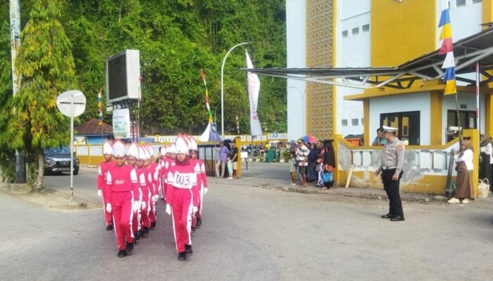 Polres Fakfak Kerahkan 50 Personel Jaga Keamankan Sepanjang Rute Pemda – RTH