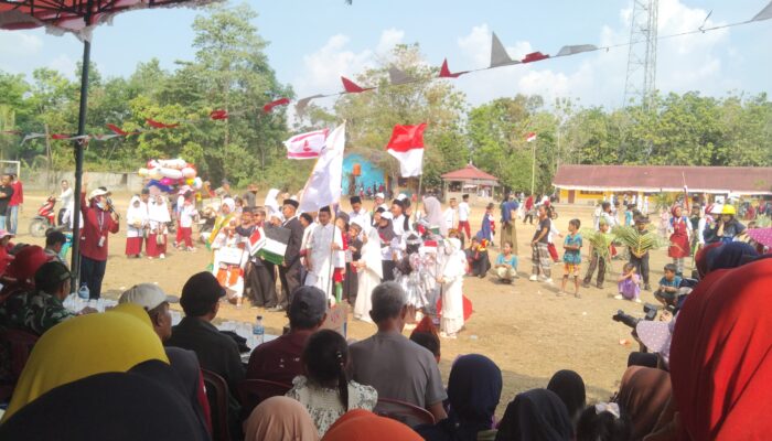 Terik Matahari Tak Halangi Semangat, Karnaval HUT RI Ke-81 di Desa Purun Berlangsung Meriah 