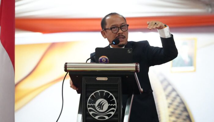 Orasi Ilmiah di UNM, Gubernur Sulbar Dorong Perguruan Tinggi Kuasai Teknologi Pengolahan Tanah Jarang