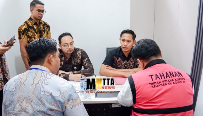 Kejagung RI Serahkan Tersangka YHF ke Jaksa, Diduga Rintangi Persidangan Perkara Korupsi CPO