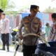 Bentuk Peduli, Kapolres Fakfak Bagikan Air Bersih ke Warga RT 17 Fakfak Selatan