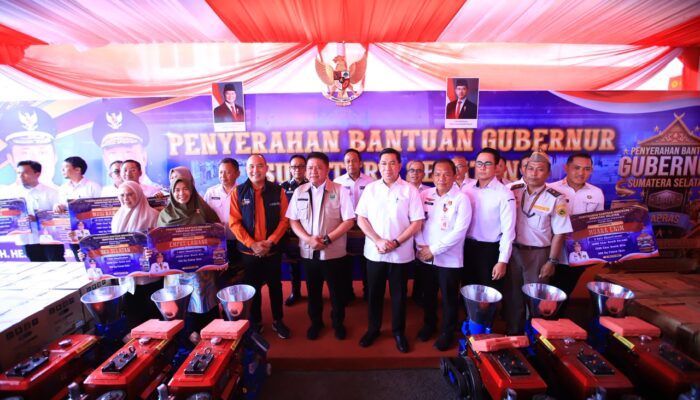 Herman Deru Perkuat Produktivitas Perikanan Sumsel, Salurkan Bantuan Sarpras kepada Masyarakat