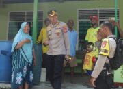 Hadir langsung di Tengah Warga, Kapolres Fakfak Salurkan Air Bersih ke RT 2 Kampung Tanama