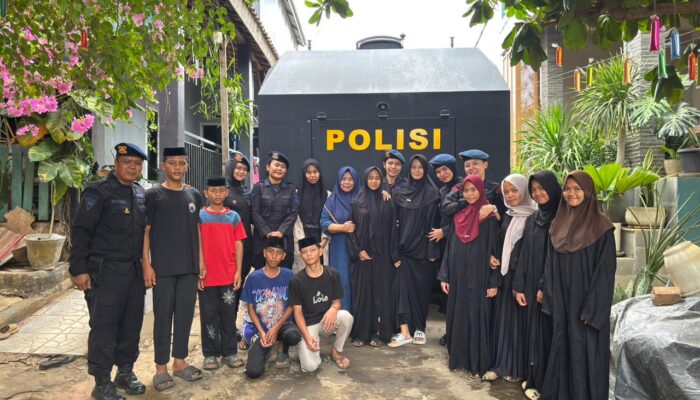 HUT Polwan ke-78, Polwan Satbrimob Polda Jambi Salurkan Air Bersih ke Panti Asuhan Al-Amin