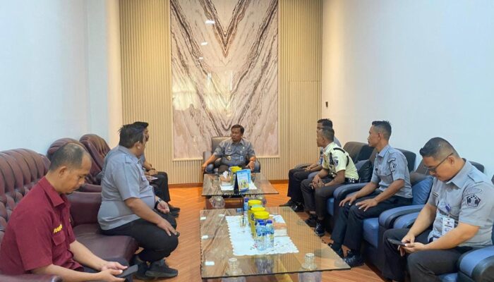 Perkuat Disiplin dan Profesionalisme, Kakanwil Kemenkum Jambi Beri Arahan kepada PPPK Paruh Waktu