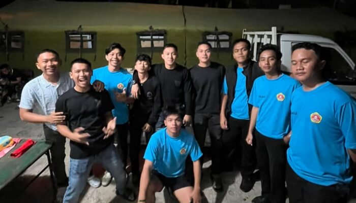 Hangatnya Kebersamaan Karang Taruna dan Satgas TMMD di Poskotis, Persaudaraan Makin Erat