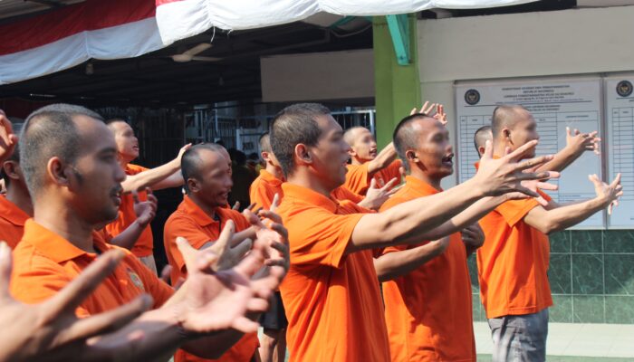 WBP Lapas Sidoarjo Ikuti Senam Pagi Rutin Jaga Kesehatan Jasmani dan kedisiplinan
