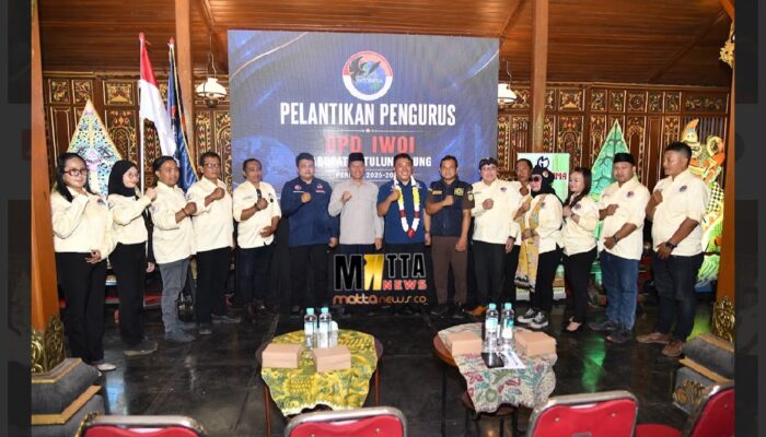 Hadiri Deklarasi dan Pelantikan IWO Indonesia Tulungagung, Plt Bupati Ahmad Baharudin: Pers Harus Cepat, Akurat dan Bertanggung Jawab