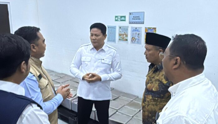 Bupati Sidoarjo Minta Pengawasan SPPG Diperketat Usai Ratusan Santri Diduga Keracunan