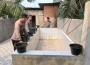Brimob Polda Jambi Salurkan Air Bersih untuk Pesantren dan Masyarakat
