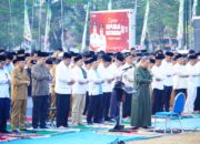 Doa Dipanjatkan, Bupati Toha Bagikan Masker di Tengah Kemarau
