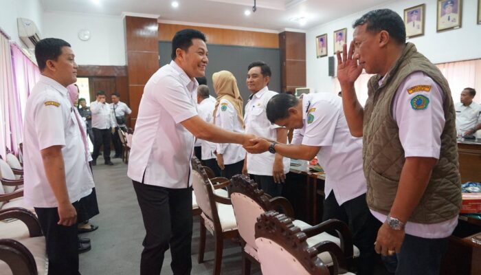 Dari Banjir hingga Jalan Rusak, Bupati Subandi Ajak Kades Candi-Tanggulangin Cari Solusi Bersama 