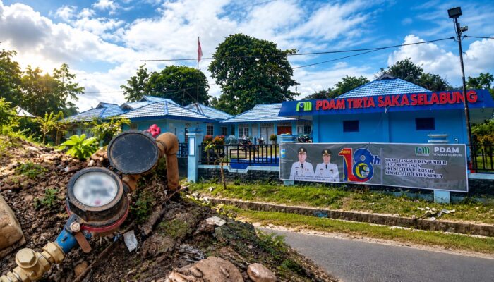 Distribusi Air Bersih Terganggu, Perumda Tirta Saka Selabung Masih Perbaiki Pompa