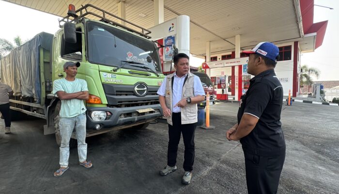 Herman Deru Geram Antrean Solar Mengular, Pertamina Diminta Segera Normalisasi Pasokan