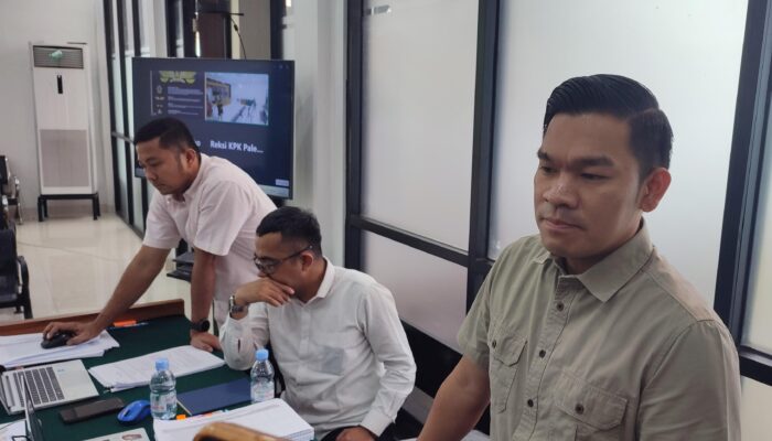 BPK Temukan Kelebihan Bayar Smartbook Rp6,7 Miliar, Jaksa Ungkap Peran Abi Nurwardani