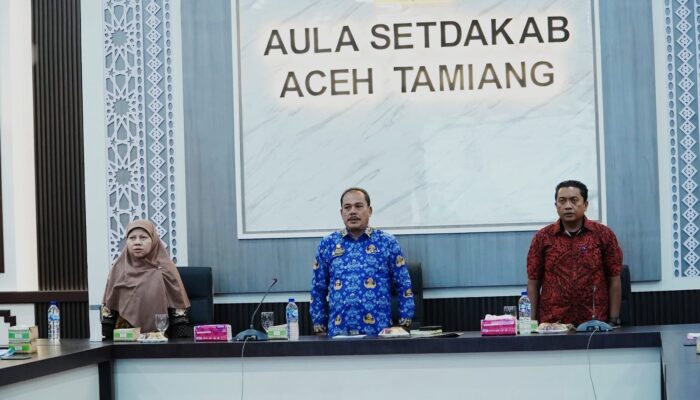 Wujudkan Lingkungan Asri, Sekda Aceh Tamiang Buka Sosialisasi Sekolah Adiwiyata dan Optimalisasi Bank Sampah Induk
