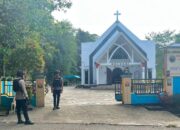 Polres Fakfak Amankan Ibadah Minggu, Pastikan Umat Beribadah Aman dan Khusyuk