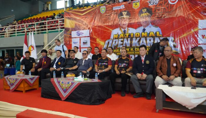 Cik Ujang Dorong Karateka Sumsel Naik Level, Bidik Prestasi Nasional