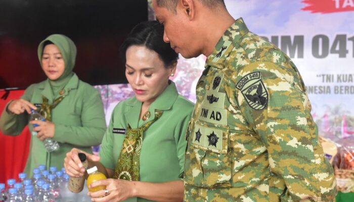 HUT TNI ke-81 Tahun Kodam II Sriwijaya Gelar Bazar, Pangdam : Jadikan Silaturahmi Keluarga Besar TNI