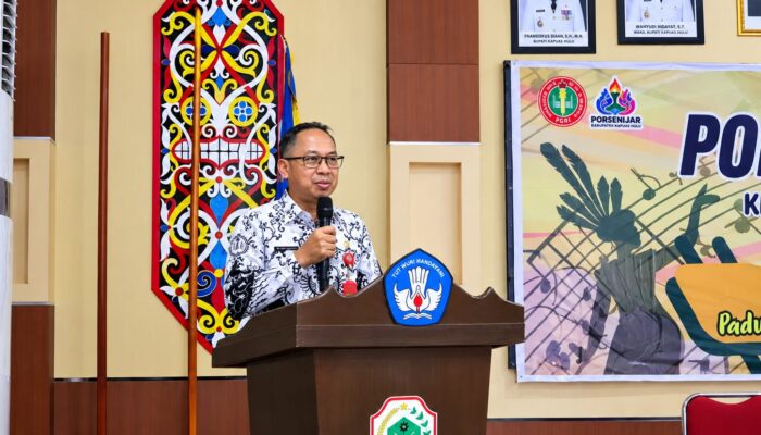 Porsenijar PGRI Kapuas Hulu Bukan Sekadar Lomba, Kadisdik: Guru Harus Cintai Profesinya
