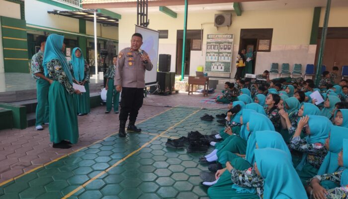 Polsek Gedangan Edukasi 940 Pelajar, Cegah Radikalisme dan Tertib Berlalu Lintas
