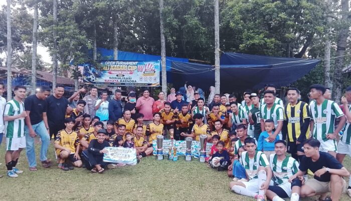 Open Turnamen Wali Nagari Pagaruyung Cup VI Resmi Ditutup, GPJ FC Juara Usai Taklukkan Istano FC 4-2
